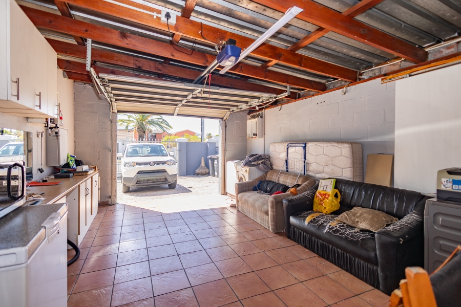 3 Bedroom Property for Sale in Mabille Park Western Cape